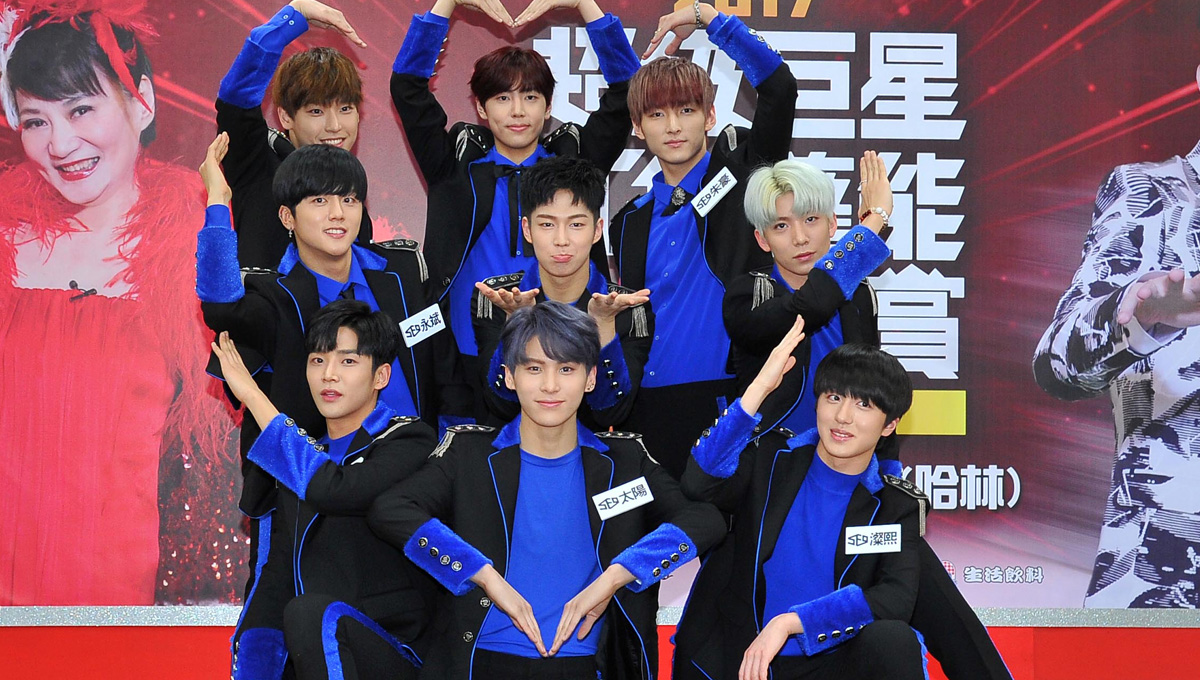 到底是記者會還是吃貨放送！？SF9抵台記者會賣萌討紅包 sf9、fnc、fanfare、紅白超級巨星藝能大賞、除夕