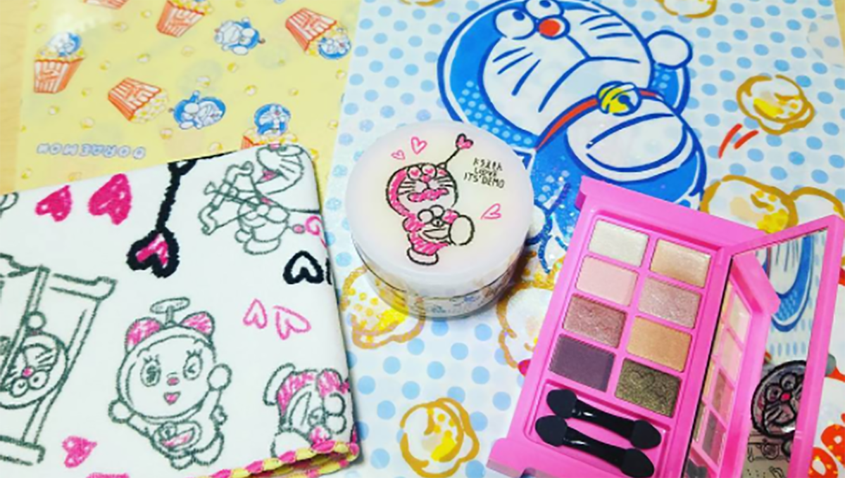 打開任意門居然是眼影盤！萬能口袋裡裝的哆啦A夢彩妝系列 哆啦A夢、小叮噹、萬能口袋、It’s Demo、彩妝系列