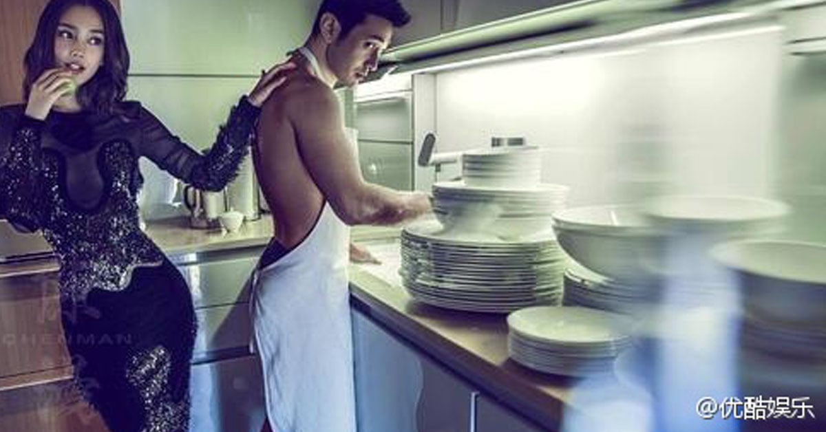 妞快報：黃曉明的裸身廚房未免太上火！新曝光婚紗照洩曉B閨房情趣 妞快報、Angela Baby、黃曉明、甜蜜、婚紗照