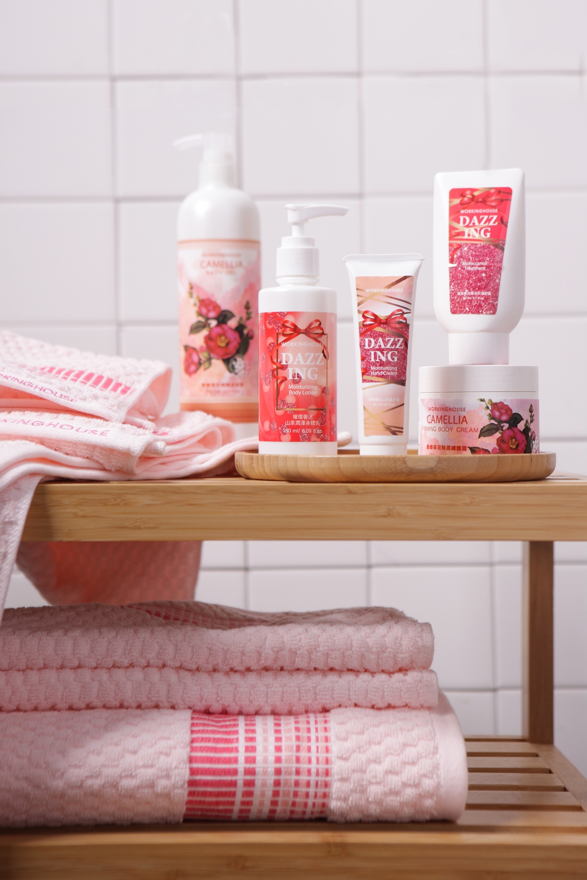 [新聞稿]香氛氣味是女人看不見的衣服！春季限定的玫瑰迷人系列小物清單 生活工場、香氛、肌膚、花香、玫瑰