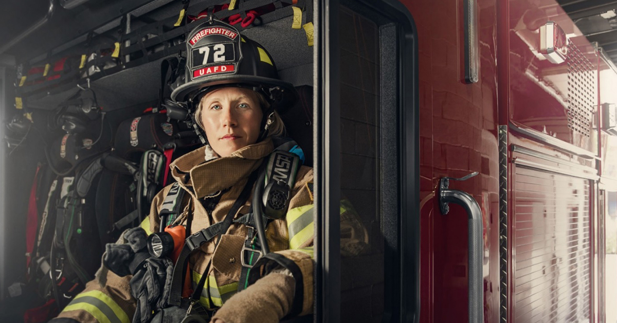 誰說女生就不能當打火英雄？超震撼攝影讓妳不再對職業有性別刻板印象 性別平等、職業、消防員、刻板印象、性別、男女、漁夫、夢想、Women’s Work、Chris Crisman、藝術