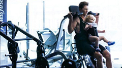 帥氣的育嬰時刻 男人與孩子們的親密互動 攝影、育嬰、嬰兒、男模、Manuscript