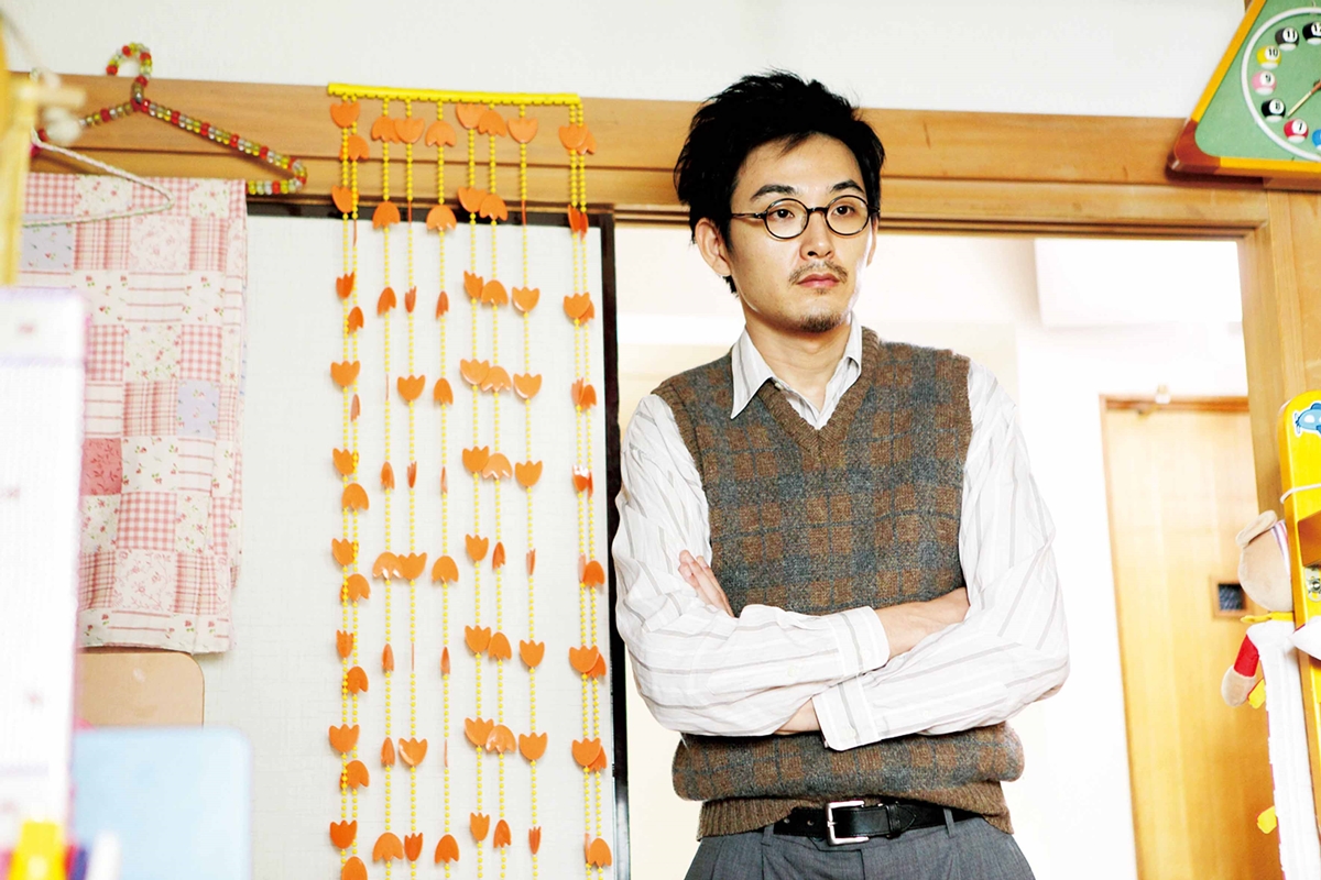 [新聞稿]美國旅行頻凸槌買菸被逮送警局？《我的叔叔》松田龍平落慘遭小學生狠電   我的叔叔、松田龍平、山下敦弘、真木陽子、日本、夏威夷、電影