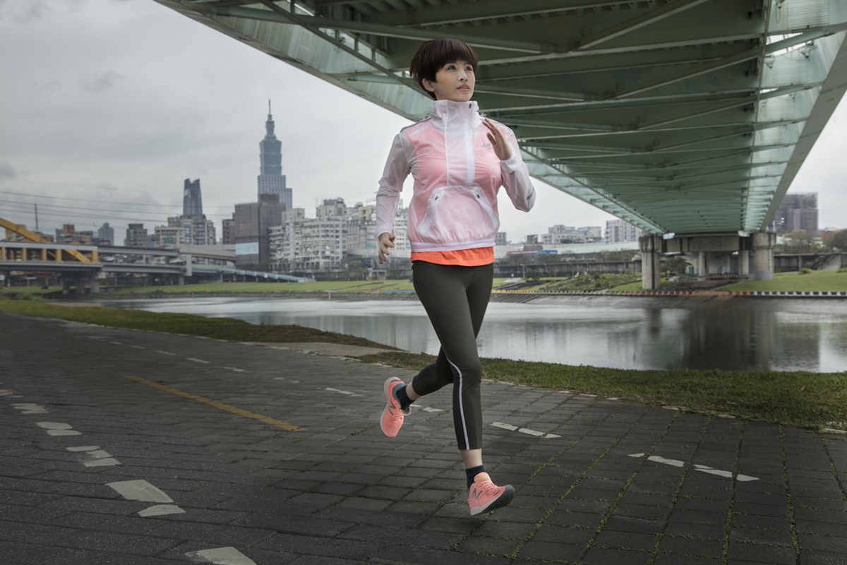 [新聞稿]從運動中挖掘自己的無限可能！魏如萱、簡懿佳、Mika的運動感穿搭特輯 NewBalance、NBWomen、原本只想動、踏上改變、奔向盛開、AlwaysInBeta