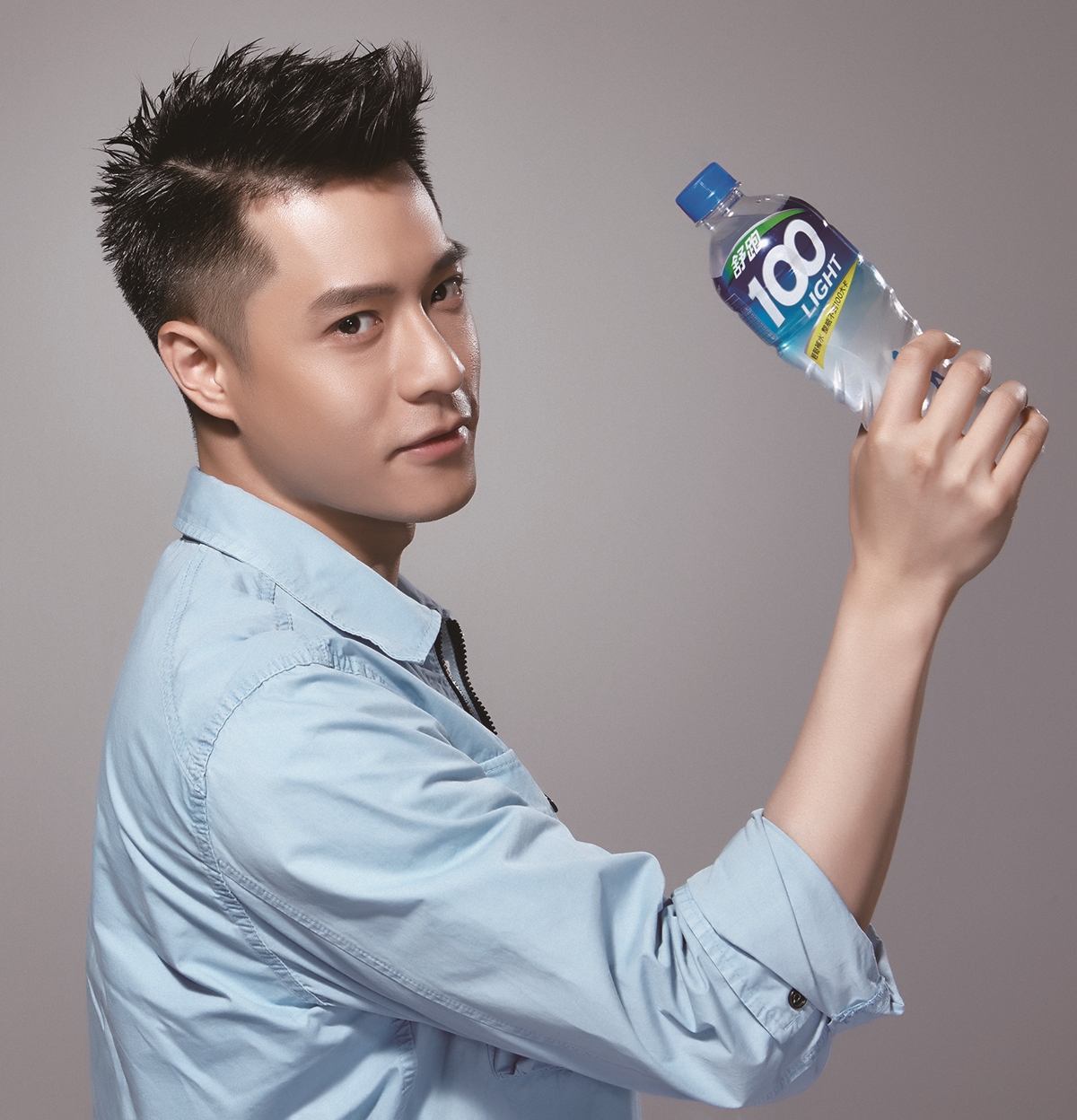 [新聞稿]讓「舒跑100LIGHT」帥到大賣！周湯豪首支飲料代言喝不停 舒跑100 LIGHT、周湯豪、飲料、100大卡