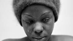 捕捉愛也記錄暴力 攝影師Donna Ferrato深入灰色地帶 藝術、攝影、Donna Ferrato、藝術