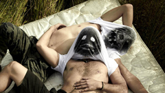 暴露狂專用 Bl33n搞怪T恤 創意、設計、搞怪、T恤、裸露、惡搞、KUSO、T-shirt、Bl33n、暴露、暴露狂、獵奇妞、藝術