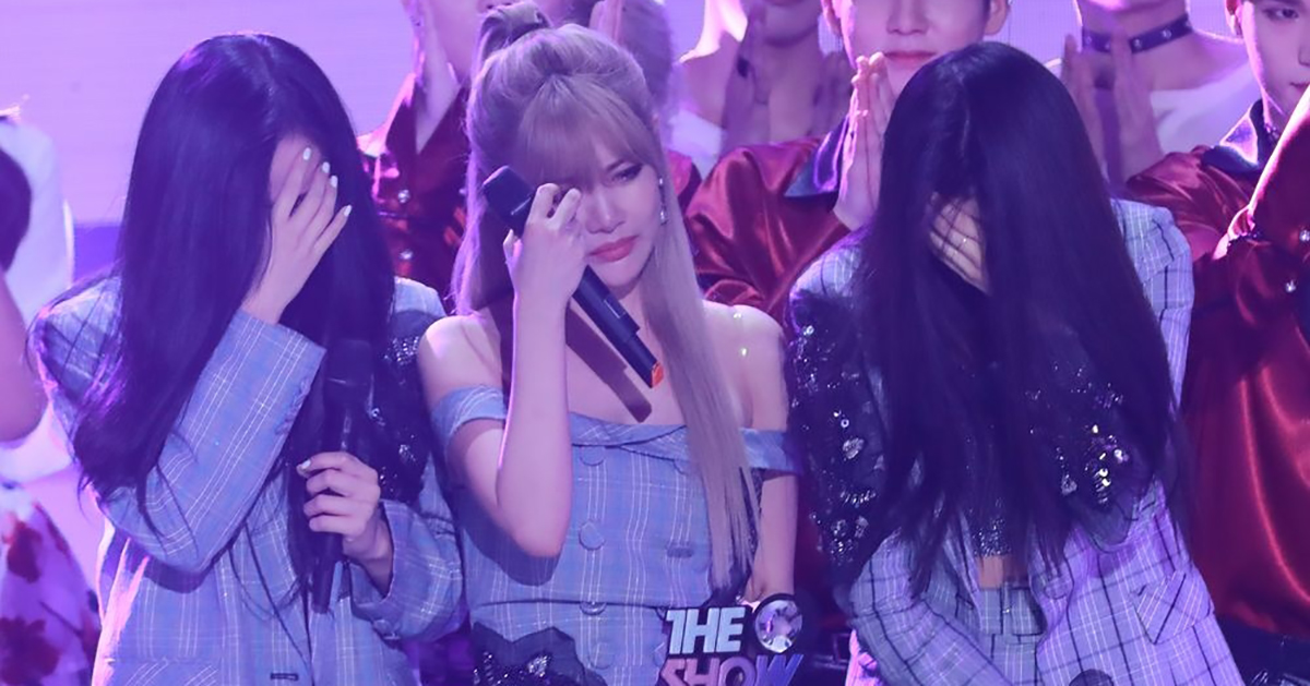 T-ara時隔5年再度獲得1位！朴孝敏哭喊：「曾下定決心不貪求名次的」 T-ara、霸凌、一位、得獎、孝敏、恩晶、芝妍、居麗、感人、五年、皇冠