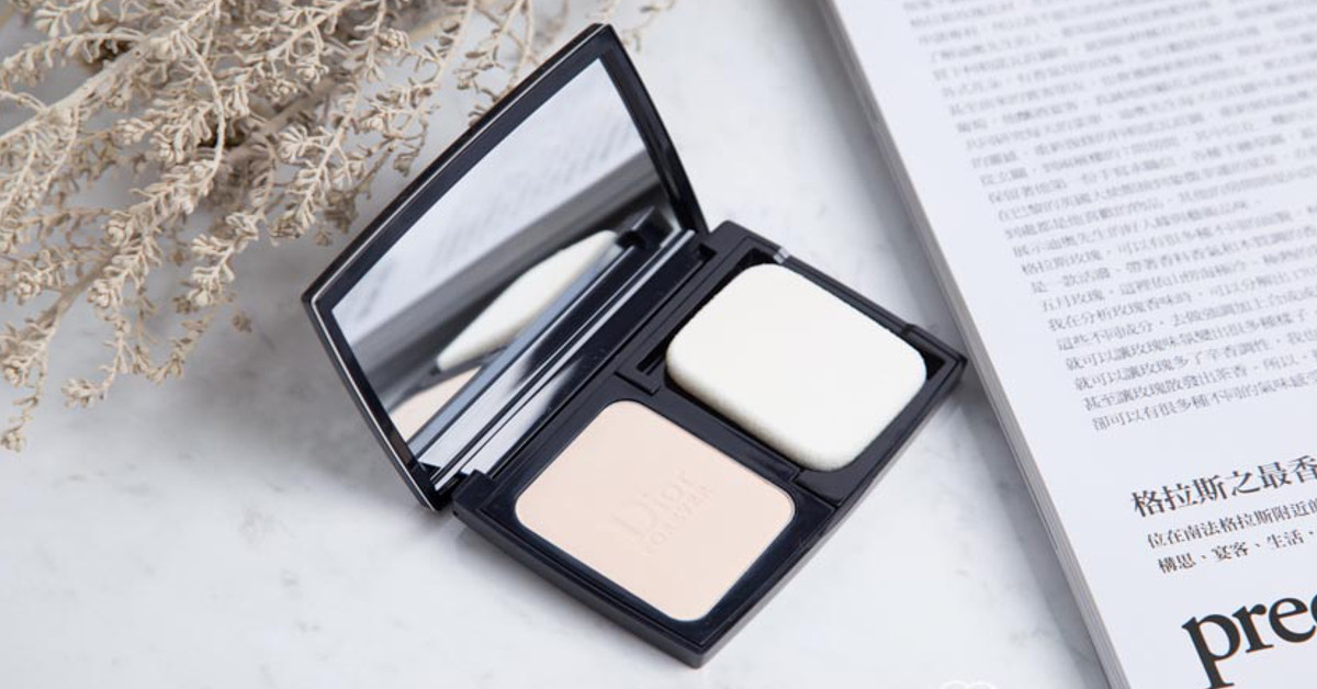 一出場就打趴所有競爭者！夏季必備持妝粉餅盲測冠軍出爐 化妝品、盲測、持久、控油、Dior