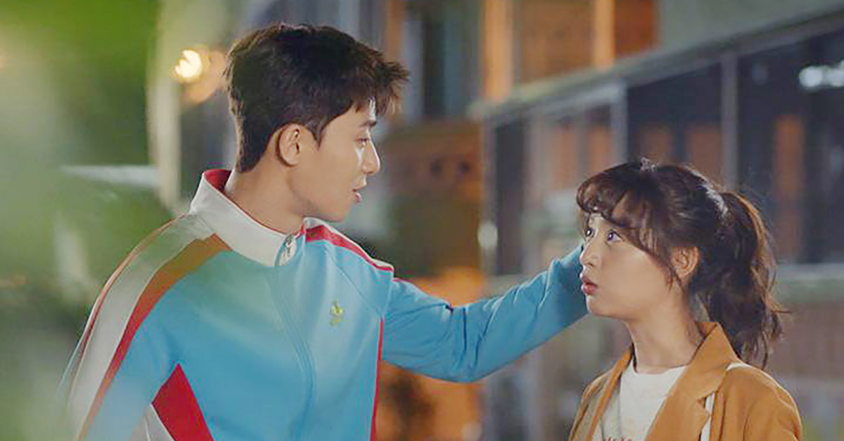 最佳25度男友視角！每次都讓人心臟快跳出來的5個親密小動作 男友視角、25度身高差、親密小動作、頭髮、油頭