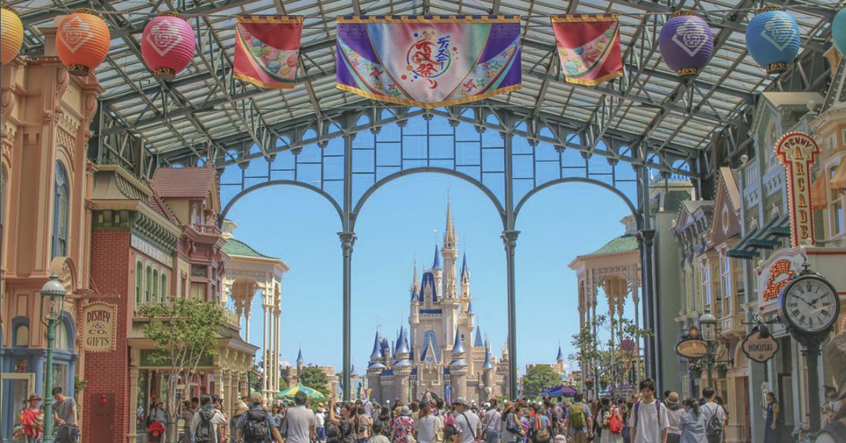 想體驗迪士尼潑水節嗎？一年一度的東京迪士尼夏日祭典開催啦！ 東京、迪士尼、祭典、日本、東京迪士尼