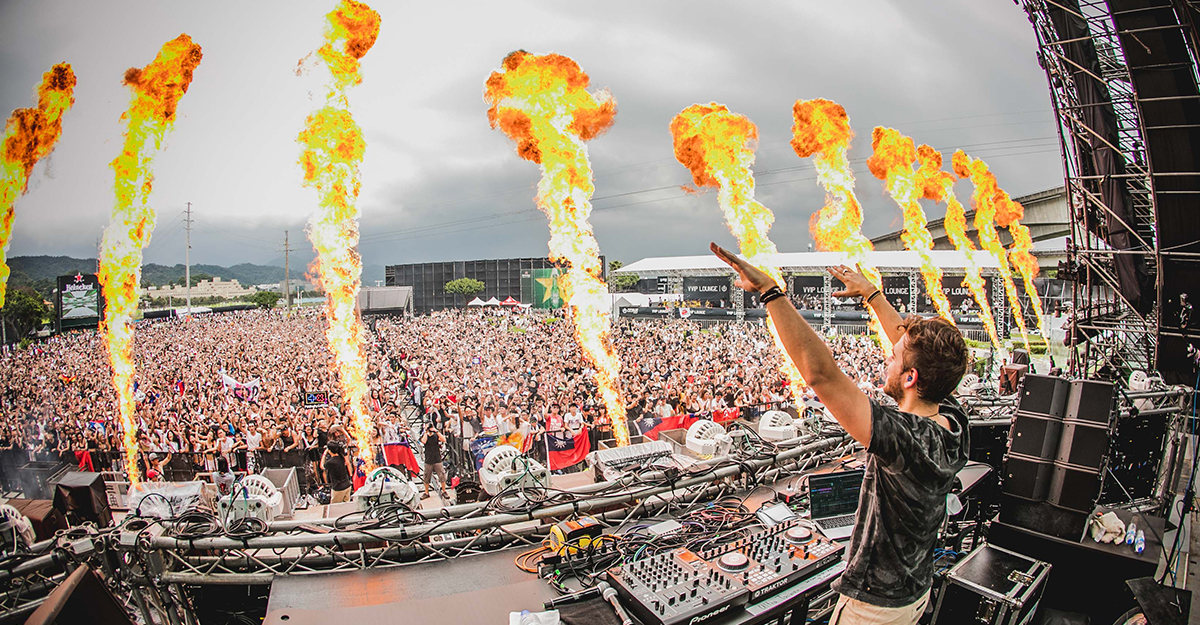 你也在這2萬7千人之中嗎？規模堪比國際等級的《Road to Ultra Taiwan》直擊花絮 Road to Ultra、電音派對、馬汀蓋瑞克斯、Martin Garrix、老菸槍雙人組、The Chainsmokers、捷德、Zedd、DJ