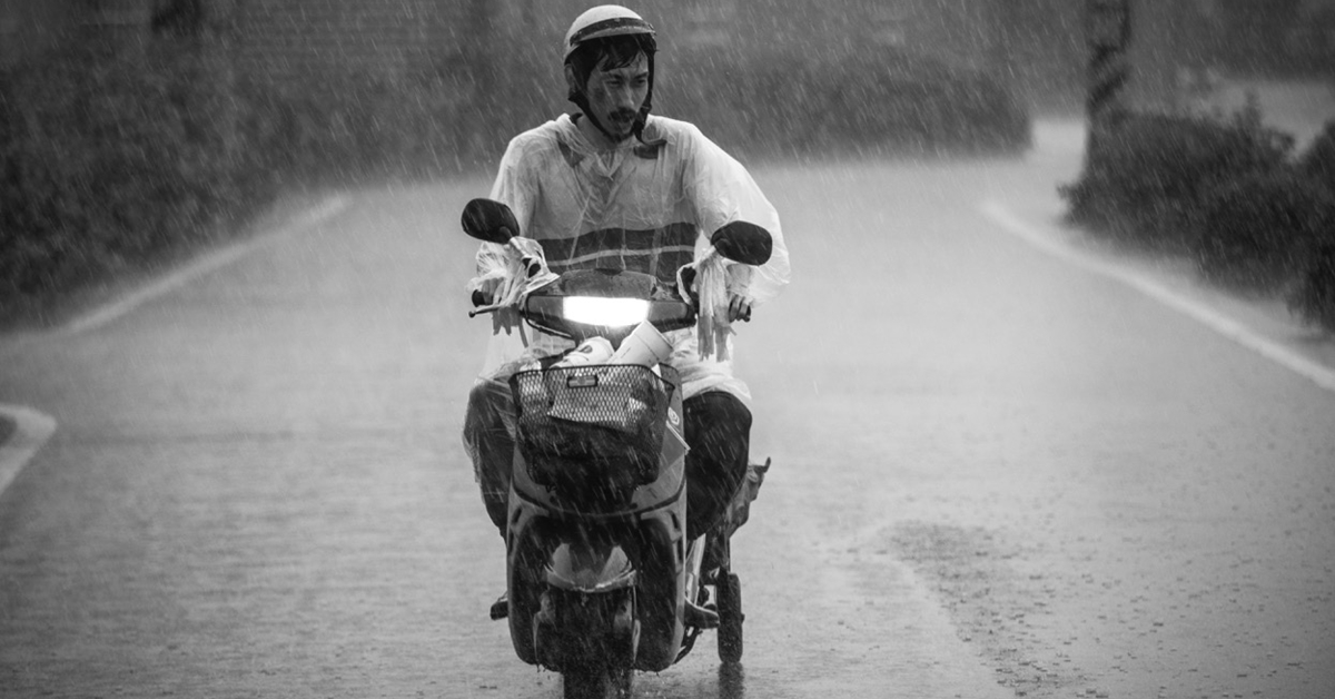 南部鄉親巡演場率先開跑！《大佛普拉斯》正式海報粉紅梗「超機車」 大佛普拉斯、 南部鄉親、台灣電影、多倫多影展