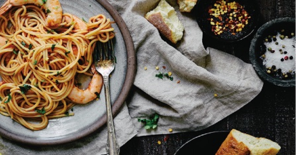 不懂吃難怪食物拍不好！《那一刻，我的餐桌日常》傳授秒拍美食照密技 那一刻，我的餐桌日常、網美、打卡、IG、食物照、拍照、foodporn、讀讀書