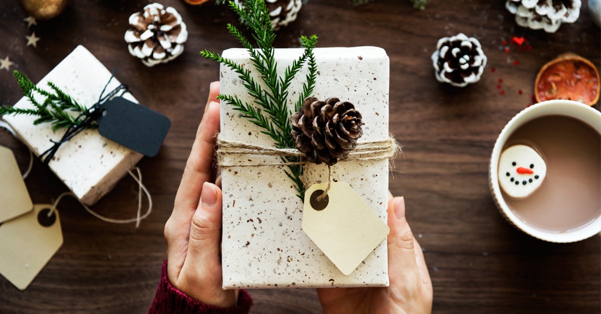 誰抽到都不會尷尬又解High！男生女生都會喜歡的聖誕交換禮物清單 聖誕節、交換禮物、聖誕交換禮物、禮盒、限定、限量、文青風、中性、男女都愛、聯名、跨界、ORIGINS品木宣言、AVEDA、Aesop、GROWN ALCHEMIST、ALLY DENOVO、 10/10 Hope、Théophile Berthon蒂奧菲、聖克萊爾、星際大戰、黑武士