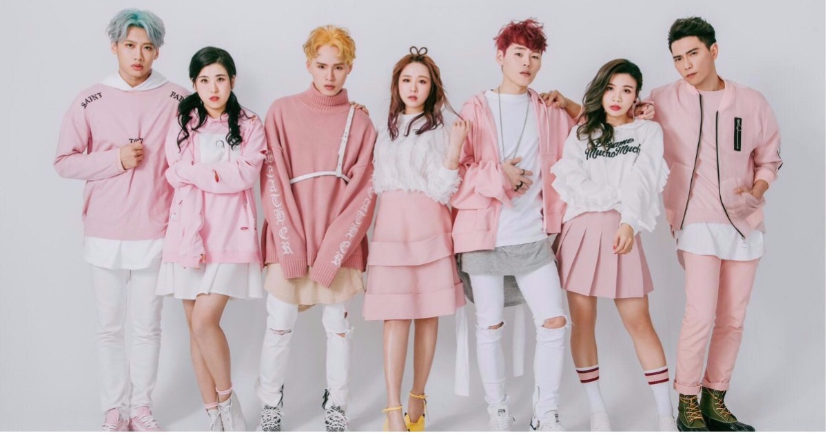 「這群人」訂閱破兩百萬拿下YouTube黃金創作者獎！YouTube年度百萬訂閱名人堂登場啦！ YouTube、YouTuber、百萬訂閱名人堂、百萬訂閱、台灣、創作者、這群人TGOP、蔡阿嘎、阿神、阿滴英文、谷阿莫、聖結石Saint、魚乾、菜喳、放火Louis、台灣版《你不紅》