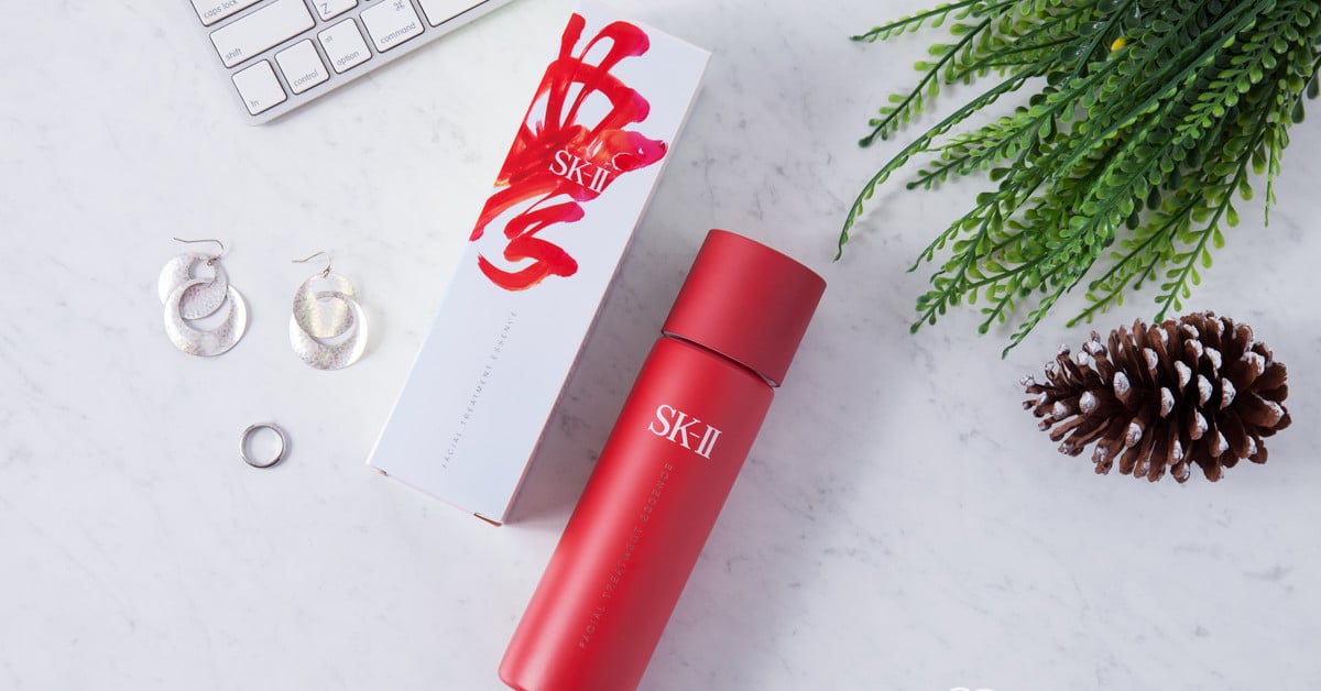 熱情火紅的超級限定包裝！怎麼看都非常討喜的新年禮物 紅色、限定、討喜、新年禮物、SK-II