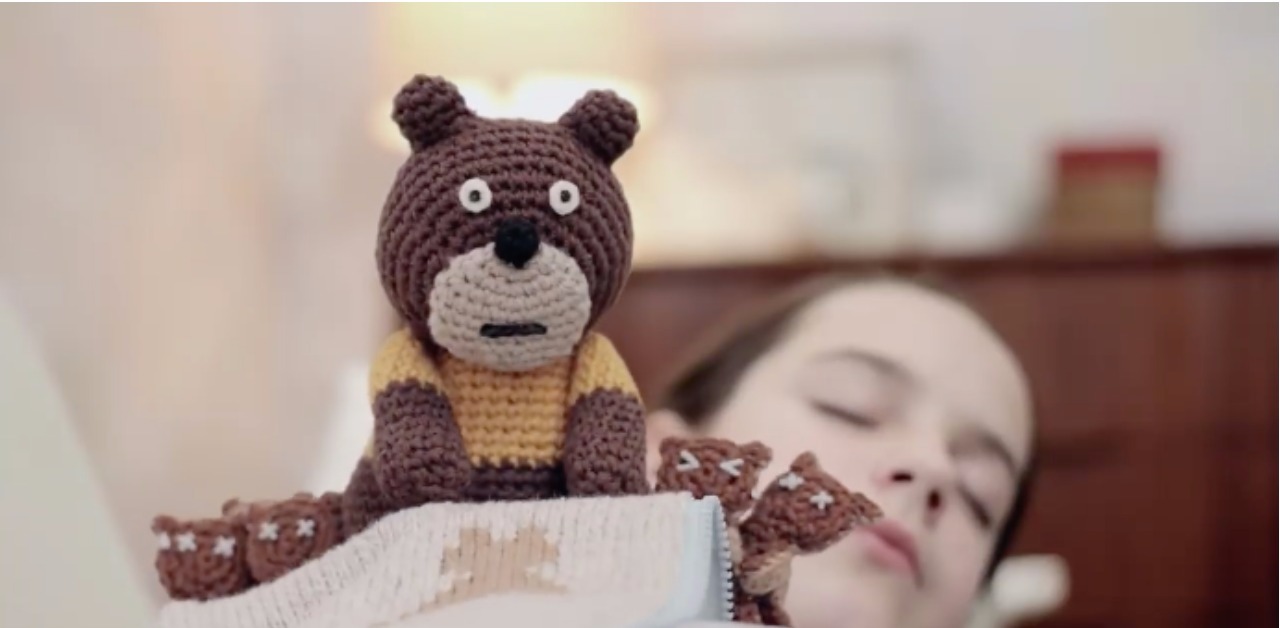 還有比這件更暖的外套嗎？  YKK、動畫廣告、可愛、溫馨、停格動畫、聖誕節