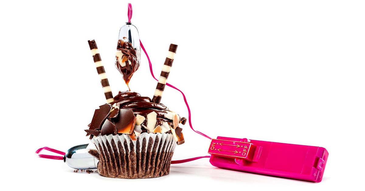 食物也有五十道陰影？美攝影師「綁縛食物」挑戰大眾的美感邊界 綁縛食物、food bondage、戀物癖、美國、攝影師、Bryan Regan、五十道陰影、皮繩愉虐、BDSM、藝術