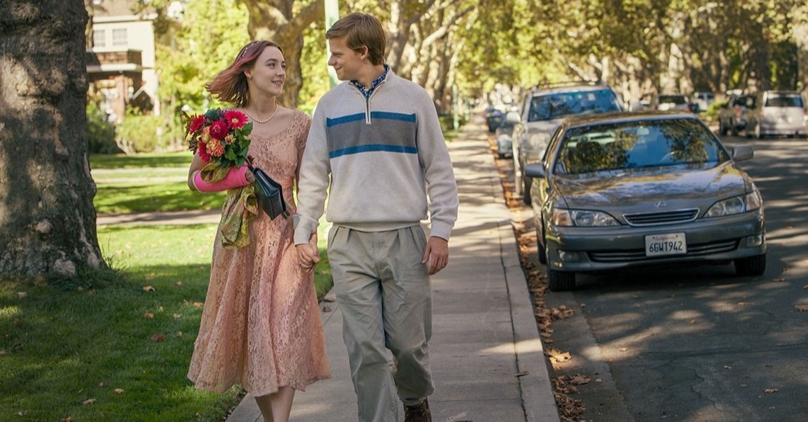 2/28新片快報：小珍妮佛性感致命演出！《紅雀》和《淑女鳥》本週上映了！ 珍妮佛勞倫斯、新片、淑女鳥、紅雀、改編、瑟夏羅南、華麗的假期、光州事件、韓國國父、金昌洙、瑞秋麥亞當斯、遊戲夜殺必死、閨蜜