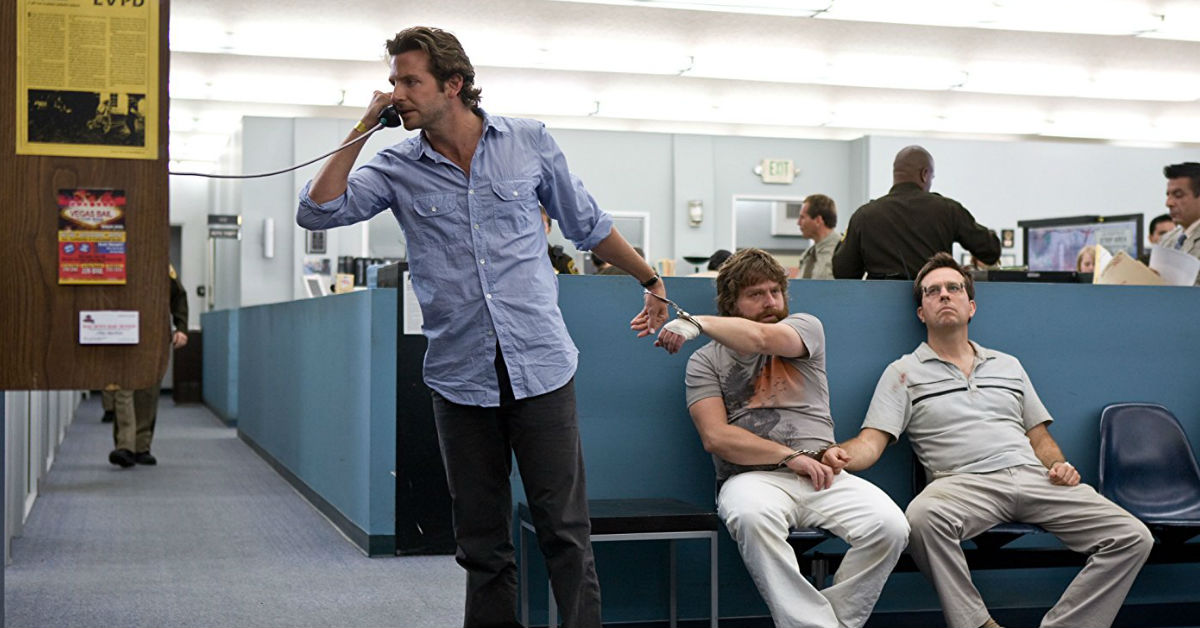 【丹妮婊妞】躺在沙發上看別人吃苦是一件很爽的事情！逃離現實的療癒系列作品推薦 丹妮婊姐、丹妮婊姐星球、專欄、人生百憂解、療癒、電影、推薦