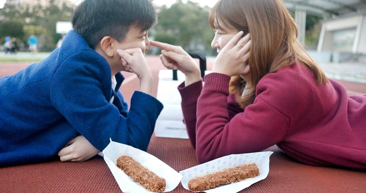 ZAKUZAKU春季新滋味閃亮登場！閃閃焦糖海鹽棒棒泡芙台灣限量開賣 ZAKUZAKU、焦糖、海鹽、泡芙、台灣