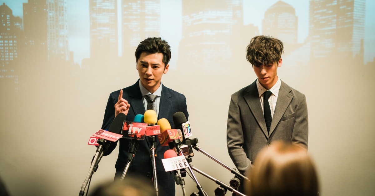 同梯兄弟再聚首！李國毅幫劉冠廷辯護遭蛋砸 李國毅、劉冠廷、1006的房客、同梯兄弟、辯護律師、地下樂團主唱