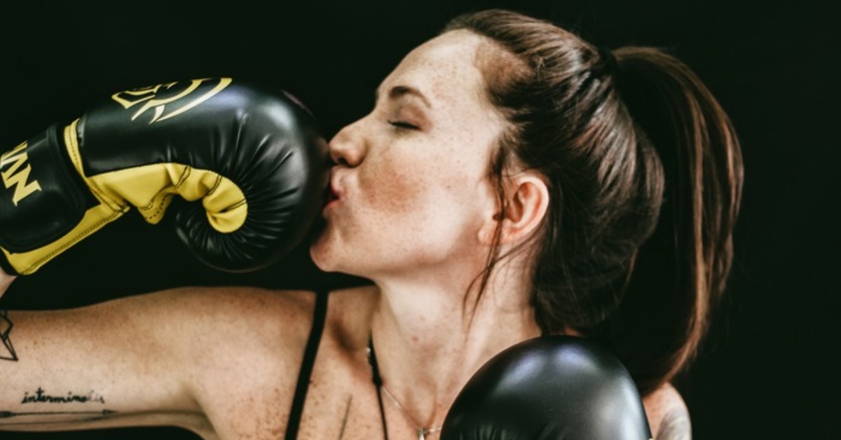 練出羨煞他人的馬甲線：6 個女性健身新嗜好！ 五月恣在旅行、讀一讀、運動