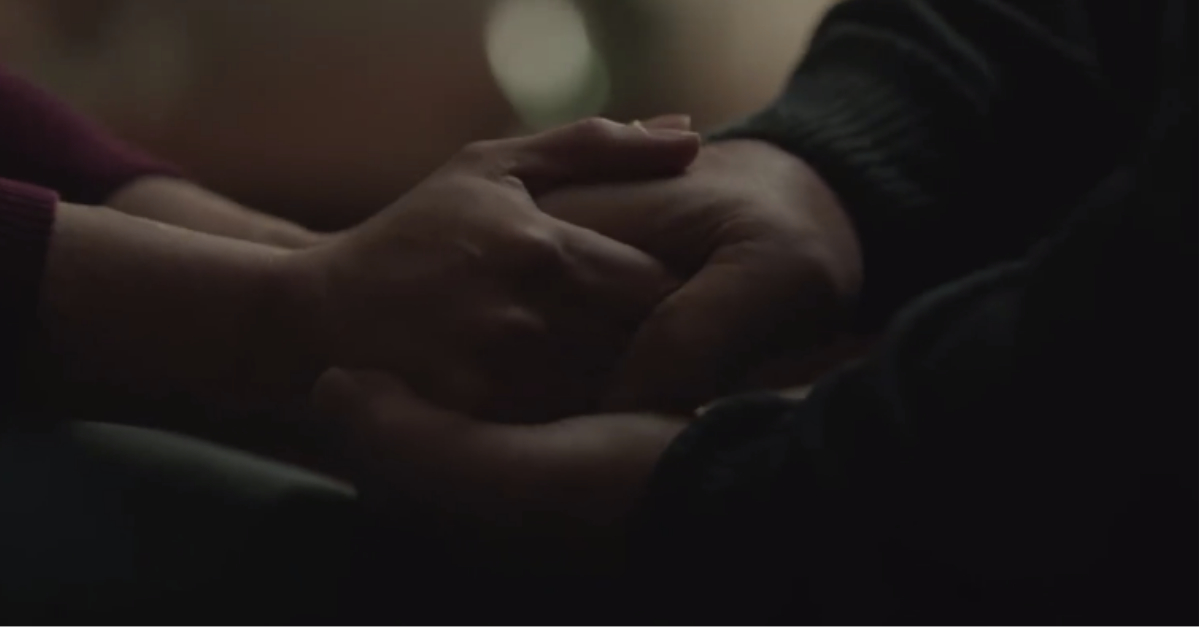 顫動的雙手，我們一起緊握 澳大利亞廣告、帕金氏症、顫抖、雙手、