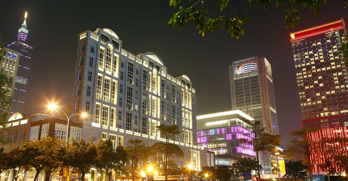 想逛百貨公司來這就對了！台北最時髦的都會區「信義商圈」購物休閒指南 台北100選、信義商圈、信義區計畫區、信義區、百貨公司