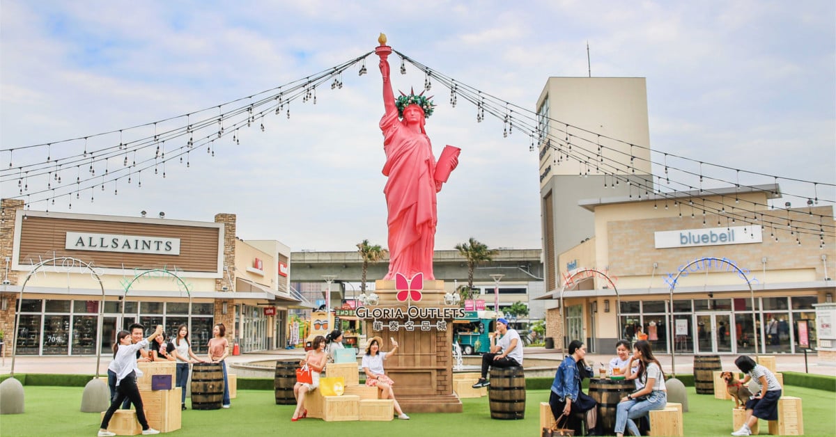 網美必訪！ 「沁涼夏威夷」、「紐約霓虹之夜」兩種城市氛圍一次GET！ GLORIA OUTLETS華泰名品城夏日限定「巨型大剉冰、快閃冰店」清涼登場 