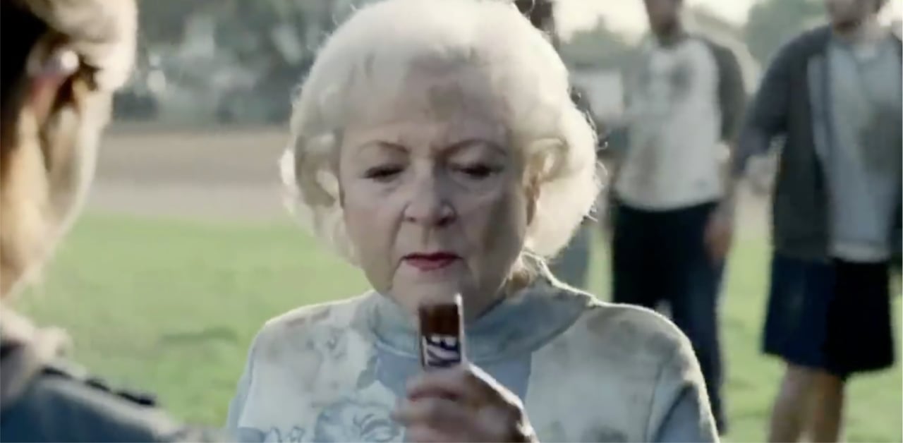 別餓到不像自己 美國廣告、SNICKERS、士力架、SNICKERS廣告、搞笑、SNICKERS巧克力、巧克力