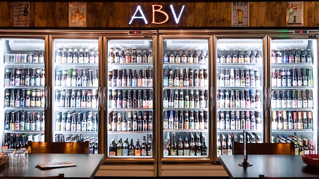 看完書再喝杯酒？！「誠品生活啤酒節」集結30國、800款啤酒邀你微醺開喝 誠品生活啤酒節、誠品、世界啤酒日、精釀啤酒、expo、松菸、肖年頭家夢想市集