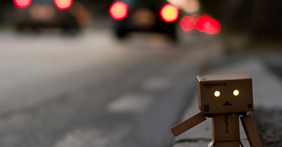 芙蘿新作《搭便車 都市傳說》書摘轉載 | 妞書僮 芙蘿、搭便車、都市傳說、妞怪談、鬼故事、鬼月、試膽大會、百物語、讀讀書