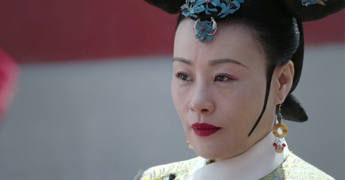 甄嬛竟然戴著「米老鼠耳環」出場？！《如懿傳》開播首日五大災難盤點 如懿傳、太后、甄嬛、青櫻、弘曆、周迅、霍建華、綠馬甲、米老鼠、菸嗓