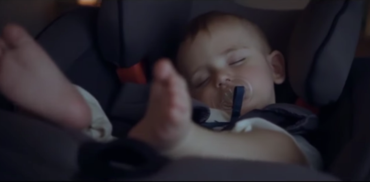 有了它，我們一路駛入夢鄉 阿根廷廣告、嬰兒、嬰兒座椅、座椅、睡眠