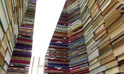 這才叫「書」房！書本堆疊的知識之塔    Matej Kren、展覽、裝置藝術、The Book Cell Project、藝術