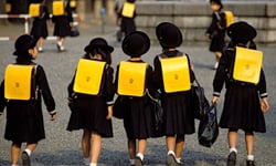 制服的誘惑？世界各國制服任你看 世界各地、各國、新鮮事、有趣、新鮮