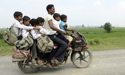 人肉疊疊樂！挑戰極限的超載人生 超載、奇人、異事