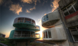 台灣的末日風景 三芝飛碟屋 Sanzhi UFO houses、Sanzhi pod houses、Sanzhi Pod City、荒涼、末日