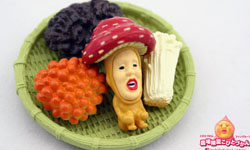 醜比頭亂入蔬菜！產地直送醜比頭食玩    醜比頭、粉屁桃、こびと、食玩、Re-ment