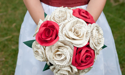 環保又時尚  不是花做的美麗新娘捧花 新娘、婚禮、捧花、環保、時尚