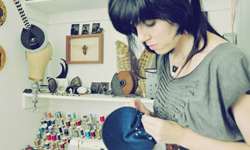 當帽子不只是帽子  前衛時尚帽子藝術家POOKA QUEEN 單品、流行、時尚、帽子、前衛