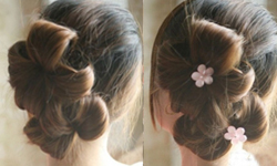 美麗變髮：浪漫繽紛小花編髮 髮型、編髮、教學、DIY、花朵、小花、浪漫