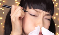 一隻湯匙讓你不再手殘！眼妝拯救達人 化妝、教學、DIY、湯匙、眼妝