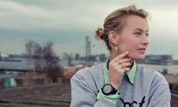 文藝式恬雅風采  澳洲部落客Zanita Morgan 穿搭、澳洲、部落客、Zanita Morgan、運動服、混搭、襯衫、運動衫、成熟、時髦