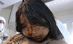 印加帝國人類獻祭 冰凍500年的孩童木乃伊 木乃伊、少女、獻祭、祭品、冰凍