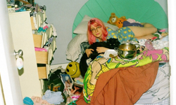 人前美麗人後沒力   邋遢女孩垃圾窩生活紀實 攝影、Maya Fuhr、Garbage Girls、垃圾、藝術