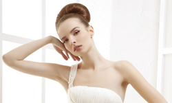 經典優雅風範  公主系簡約婚紗 新娘、婚禮、婚紗、經典、優雅、簡約、Veronika Jeanvie、2013、公主