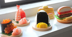 美食陪伴你的每一刻　超擬真美食手機架    擬真、擬真食品、手機架、手機